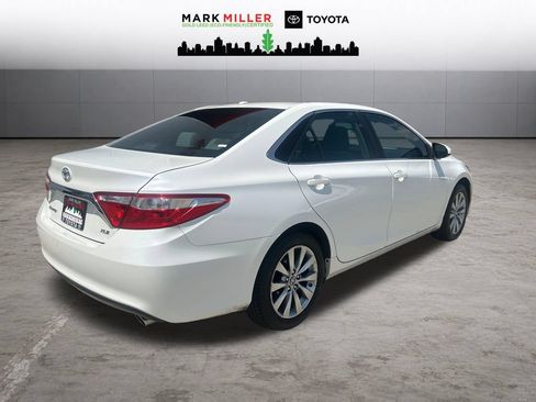 Used 2016 Toyota Camry XLE FWD image 6