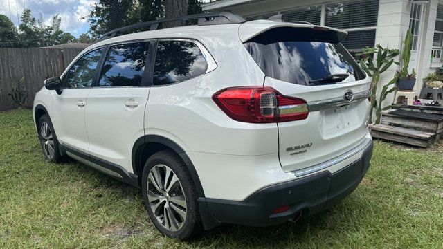 Used 2020 Subaru Ascent Limited w/ Technology Package AWD/4WD image 3