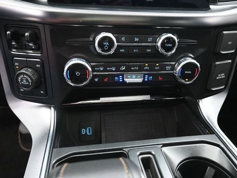 Used 2022 Ford F150 Platinum w/ Equipment Group 701A High image 9