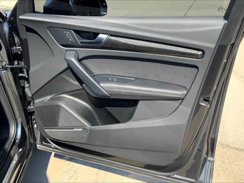 Used 2023 Audi SQ5 Premium Plus w/ Premium Plus Package image 28