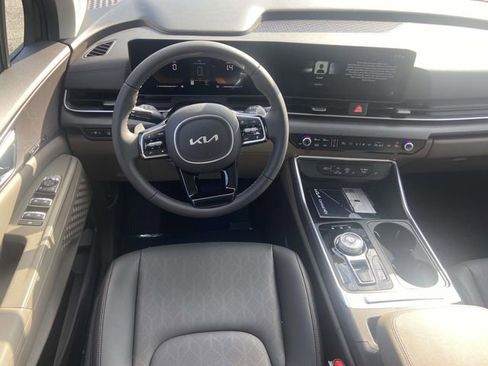 New 2026 Kia Carnival EX FWD image 9