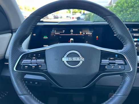 Used 2024 Nissan Ariya FWD image 24