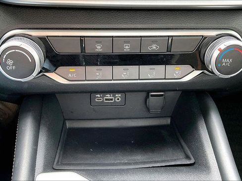 Used 2020 Nissan Altima 2.5 SR image 16