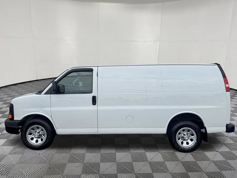 Used 2014 Chevrolet Express 1500 AWD image 8