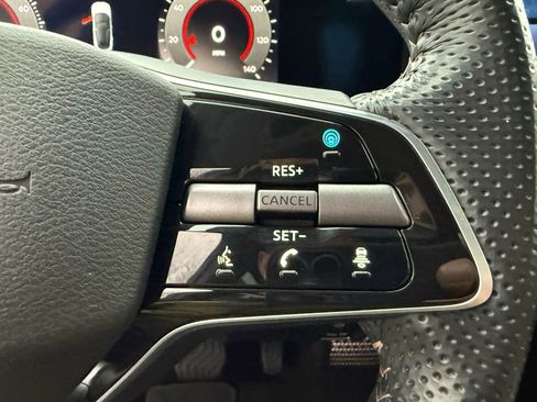 Used 2024 Nissan Ariya FWD image 28