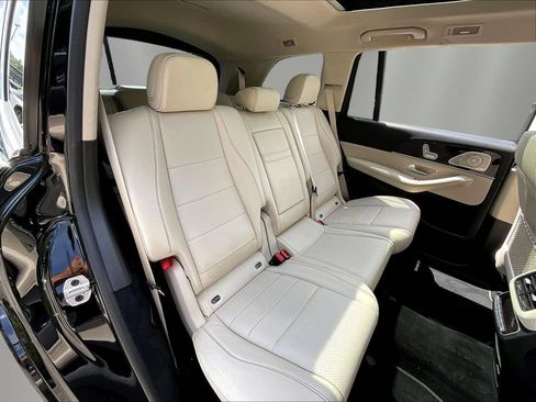 Certified 2023 Mercedes-Benz GLS 450 4MATIC image 27