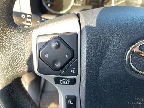 Used 2019 Toyota Tundra Limited w/ Limited Premium Package image 28