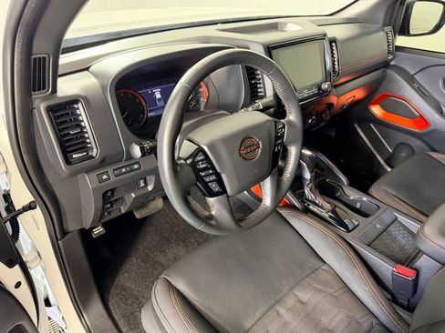 Used 2022 Nissan Frontier Pro-X RWD image 34