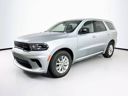 Used 2025 Dodge Durango GT RWD image 3