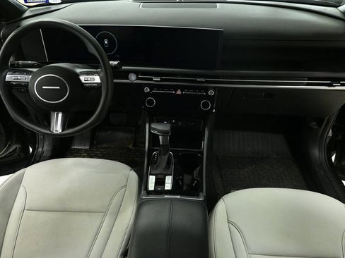 Used 2025 Hyundai Santa Cruz SEL image 13