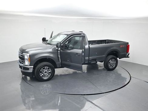Used 2025 Ford F350 XLT w/ FX4 Off-Road Package AWD/4WD image 41