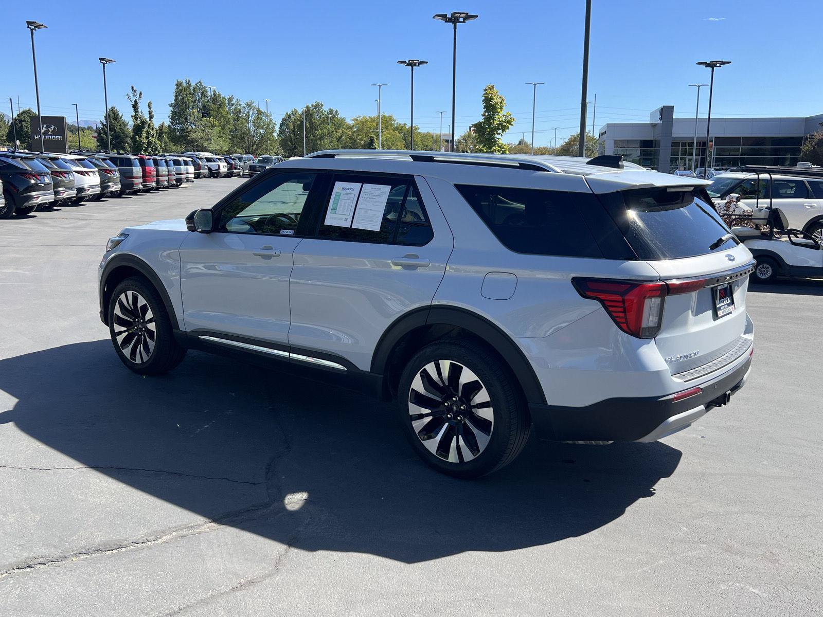 Used 2025 Ford Explorer Platinum w/ LUX Leather Package AWD/4WD image 11