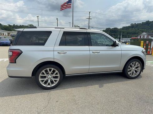 Used 2018 Ford Expedition Limited w/ Equipment Group 302A AWD/4WD image 3