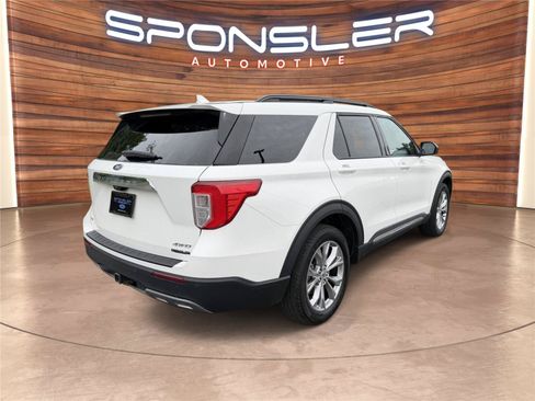 Used 2023 Ford Explorer XLT w/ Equipment Group 202A AWD/4WD image 7