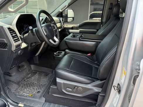 Used 2019 Ford F250 Lariat w/ Chrome Package AWD/4WD image 13
