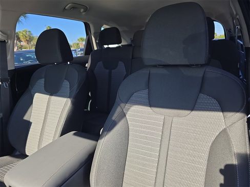New 2026 Kia Sorento LX image 23
