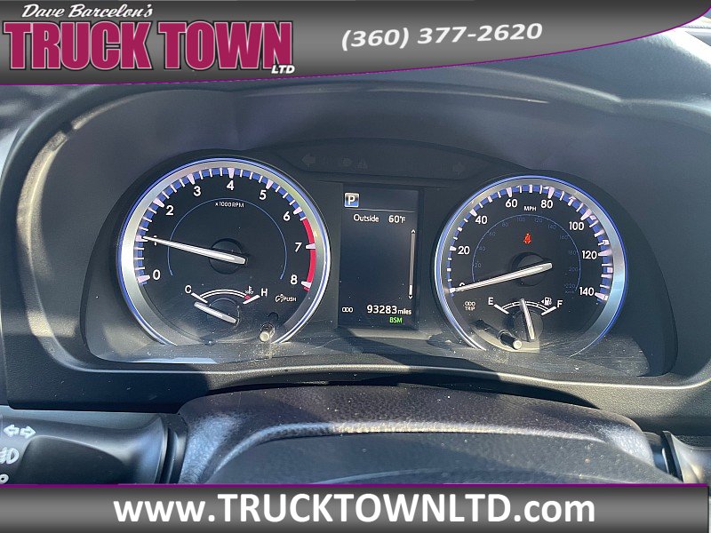 Used 2018 Toyota Highlander XLE AWD/4WD image 24