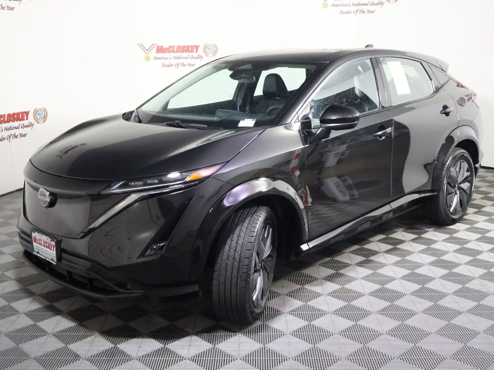 Used 2023 Nissan Ariya AWD image 16