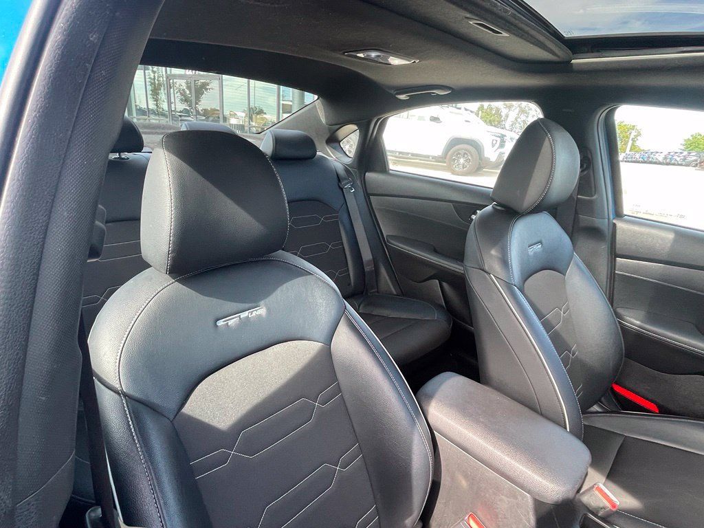 Used 2023 Kia Forte GT-Line w/ GT-Line Premium Package FWD image 29