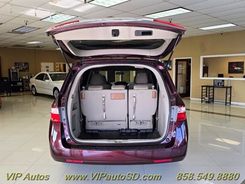 Used 2012 Honda Odyssey LX image 10