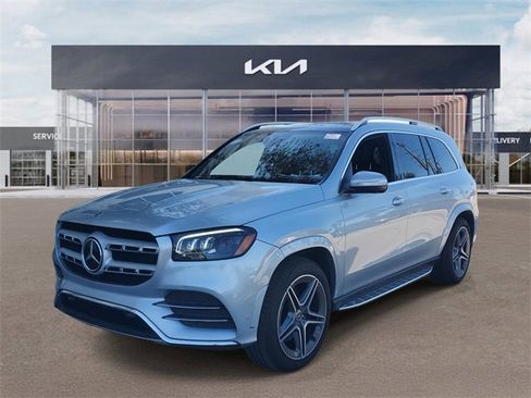 Used 2022 Mercedes-Benz GLS 580 GLS 580 w/ Off-Road Package image 3