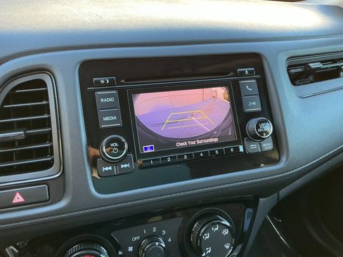 Used 2021 Honda HR-V LX image 20