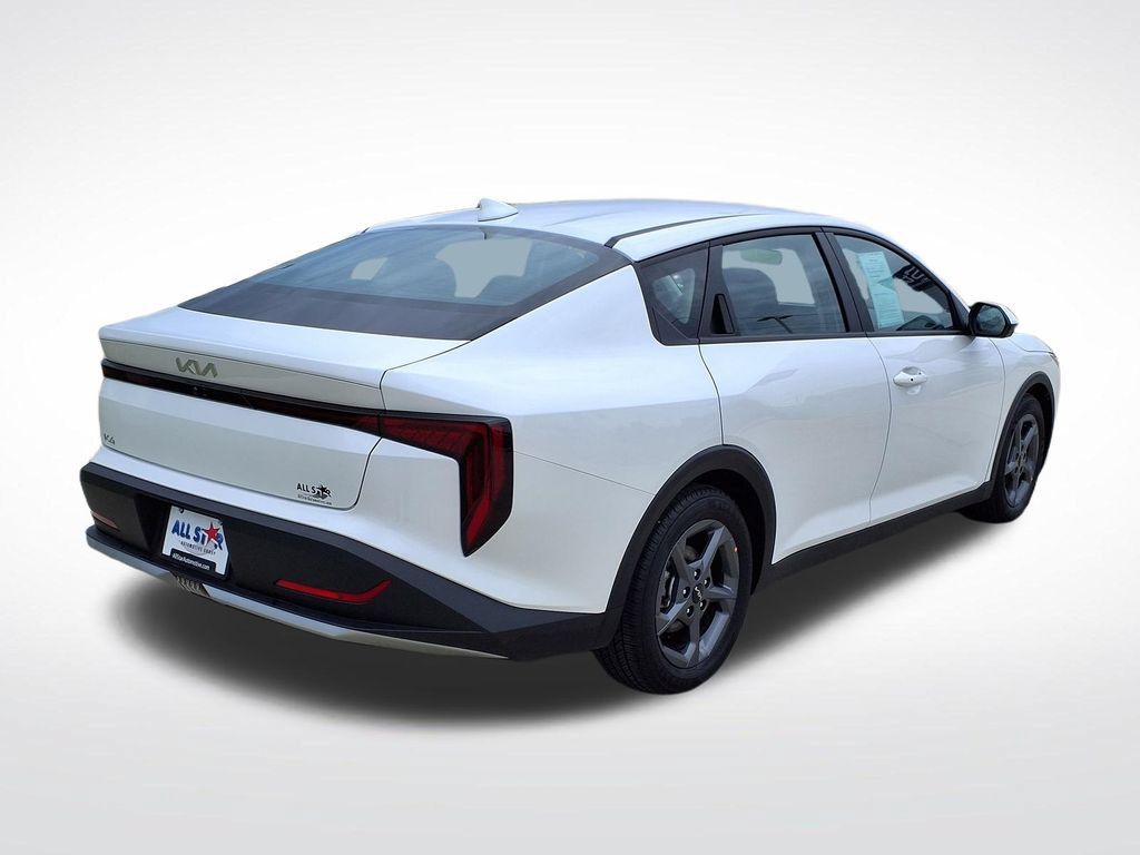 Used 2025 Kia K4 FWD image 10