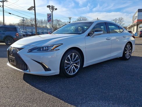 Used 2019 Lexus ES 350 image 3