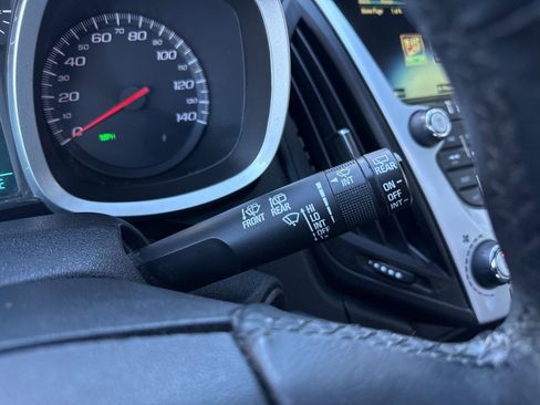 Used 2016 Chevrolet Equinox LTZ w/ Enhanced Convenience Package image 34