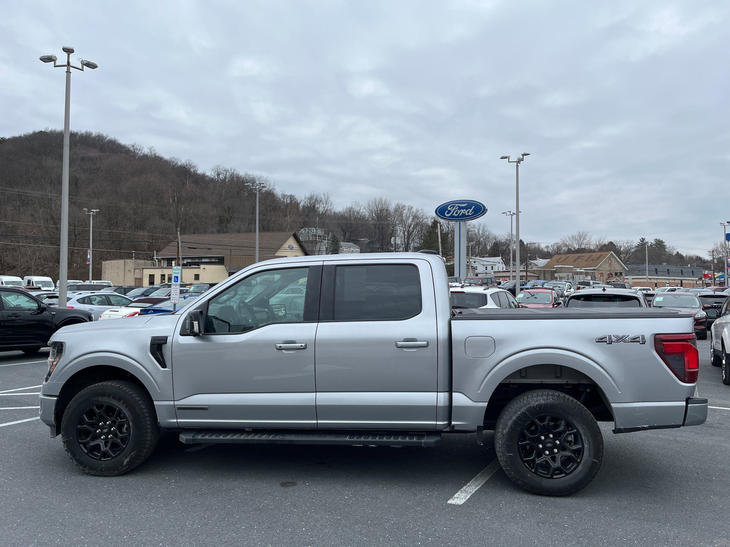 Used 2025 Ford F150 XLT w/ Equipment Group 302A MID AWD/4WD image 6