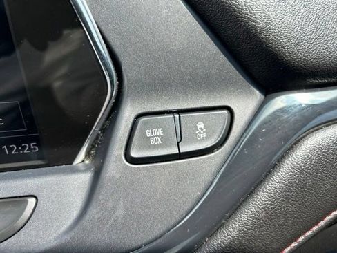 Used 2022 Chevrolet Blazer RS w/ Enhanced Convenience Package FWD image 31