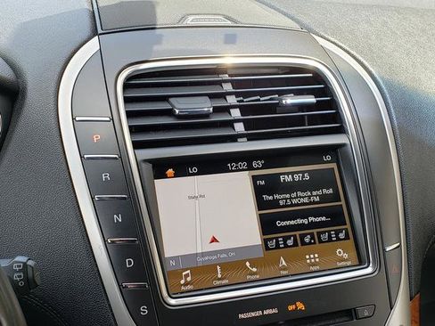 Used 2017 Lincoln MKX Reserve w/ Lincoln MKX Climate Package AWD/4WD image 23