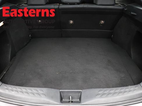 Used 2019 Toyota C-HR Limited FWD image 9