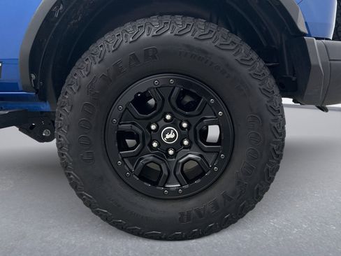 Used 2021 Ford Bronco First Edition AWD/4WD image 21