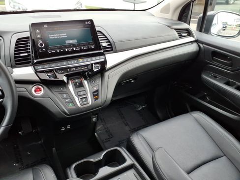 Used 2025 Honda Odyssey EX-L image 14