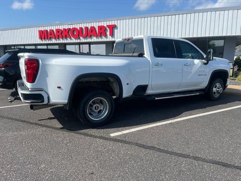 Used 2020 Chevrolet Silverado 3500 High Country w/ Technology Package AWD/4WD image 2