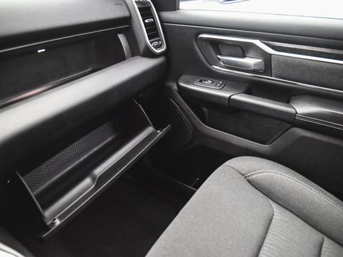 Used 2022 RAM 1500 Big Horn image 15