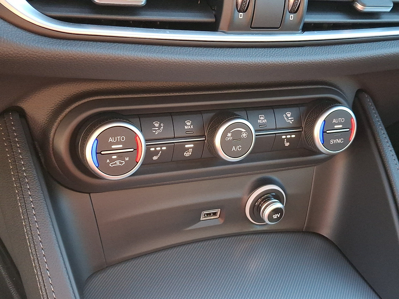 New 2026 Alfa Romeo Stelvio Sprint AWD/4WD image 12