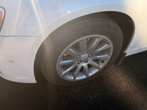 Used 2013 Chrysler 300 C w/ Light Group RWD image 10