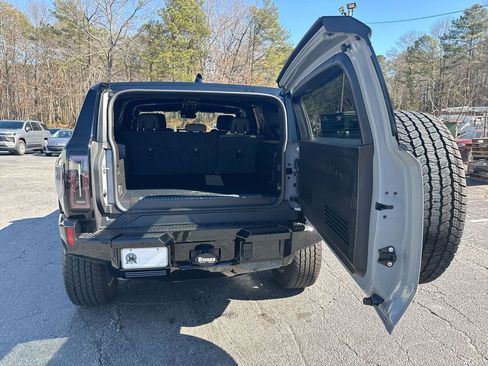 Used 2025 GMC Hummer EV 3X image 34