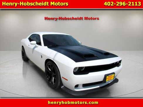 Used 2023 Dodge Challenger SRT Hellcat image 1