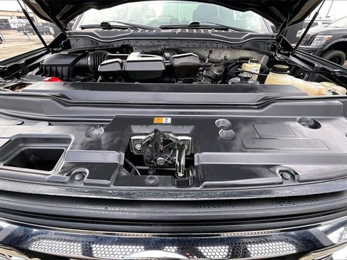 Used 2017 Ford F250 XLT w/ XLT Value Package image 31