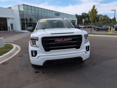 Used 2020 GMC Sierra 1500 Elevation w/ Elevation Value Package AWD/4WD image 8