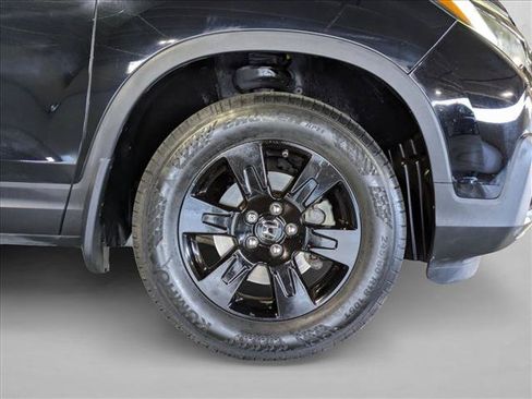 Used 2017 Honda Ridgeline Black Edition image 24