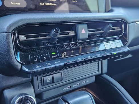 Used 2024 Toyota Land Cruiser image 18