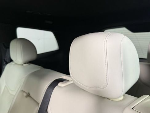 Certified 2023 Cadillac XT6 Sport w/ Technology Package image 27