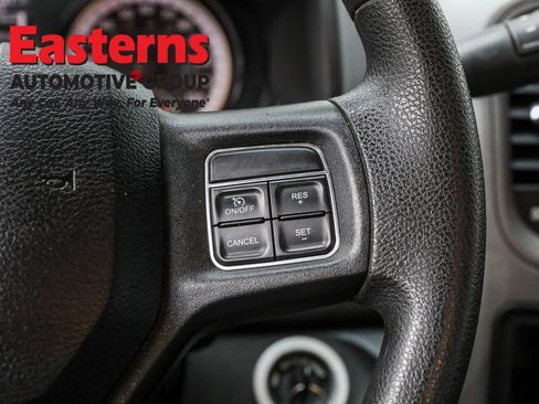 Used 2018 RAM 3500 Tradesman w/ Chrome Appearance Group image 16