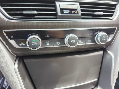 Used 2019 Honda Accord EX-L image 30