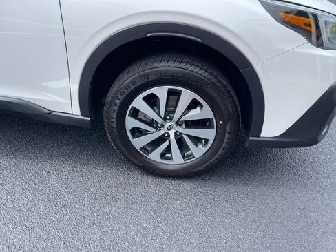 Used 2021 Subaru Outback Premium image 7