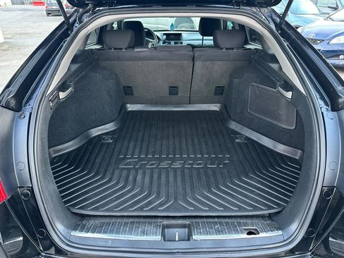 Used 2012 Honda Crosstour EX image 18